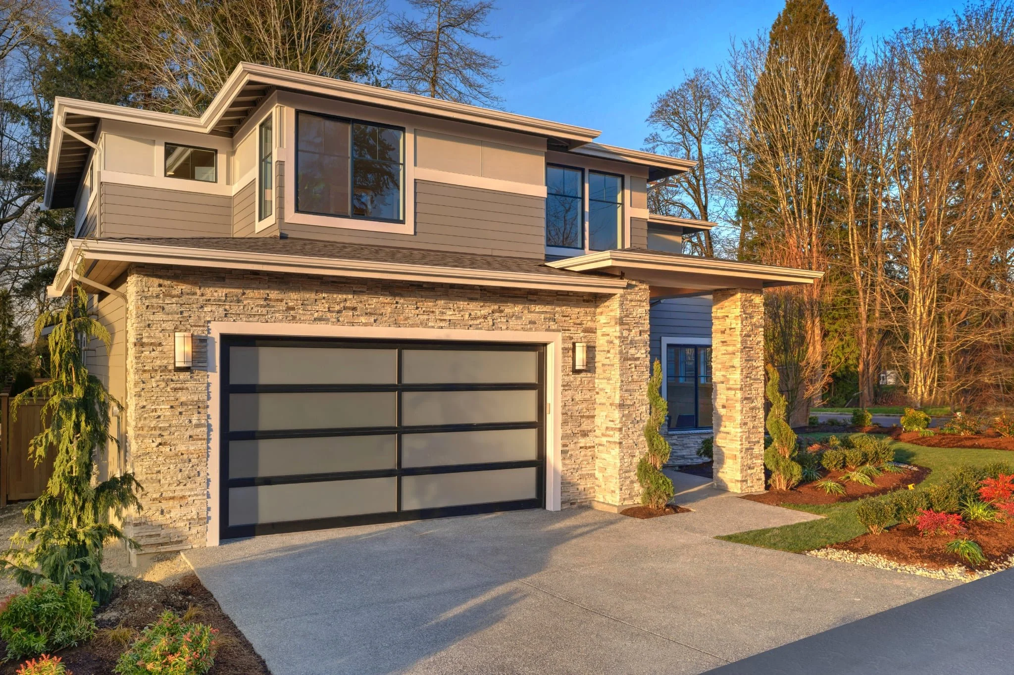 Custom Homes & ADU's work by Right Hand Home in Northwest Arkansas
